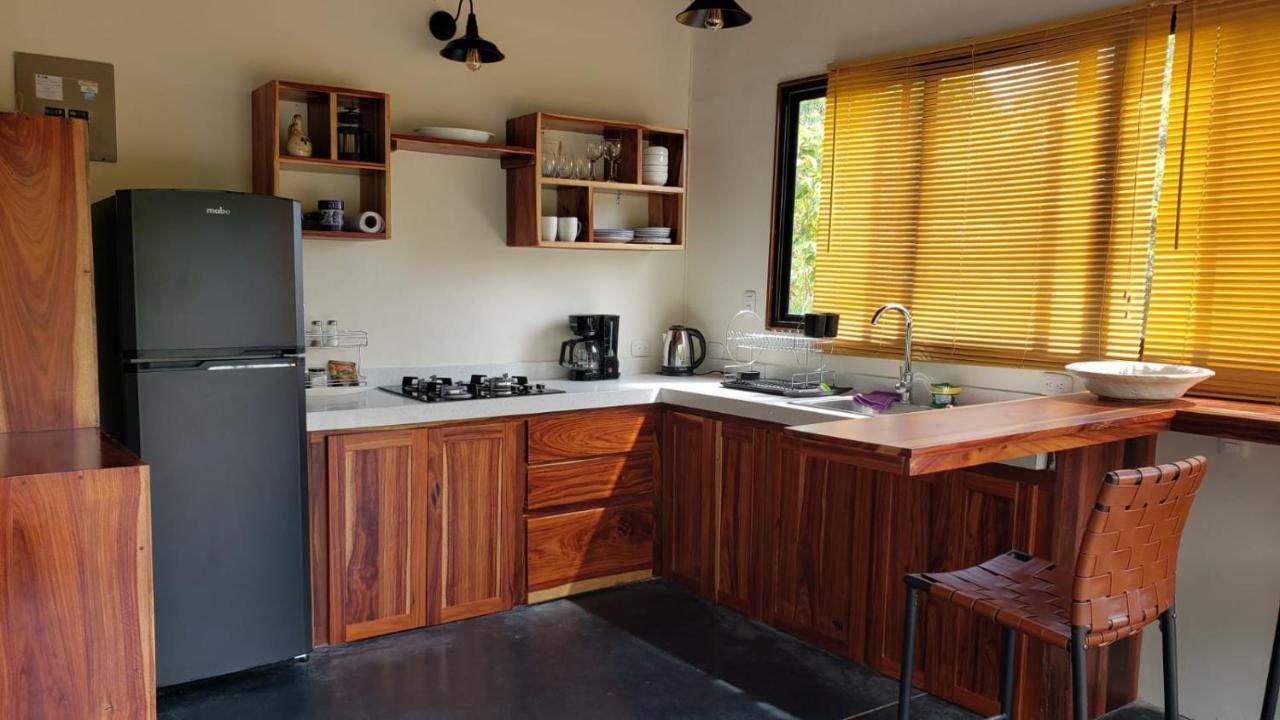 Cabina Brisa Escondida - Walking Distance From River Savegre Bagian luar foto