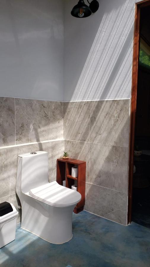 Cabina Brisa Escondida - Walking Distance From River Savegre Bagian luar foto